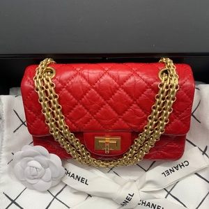 Aged Calfskin Quilted 2.55 Reissue Mini Flap Red